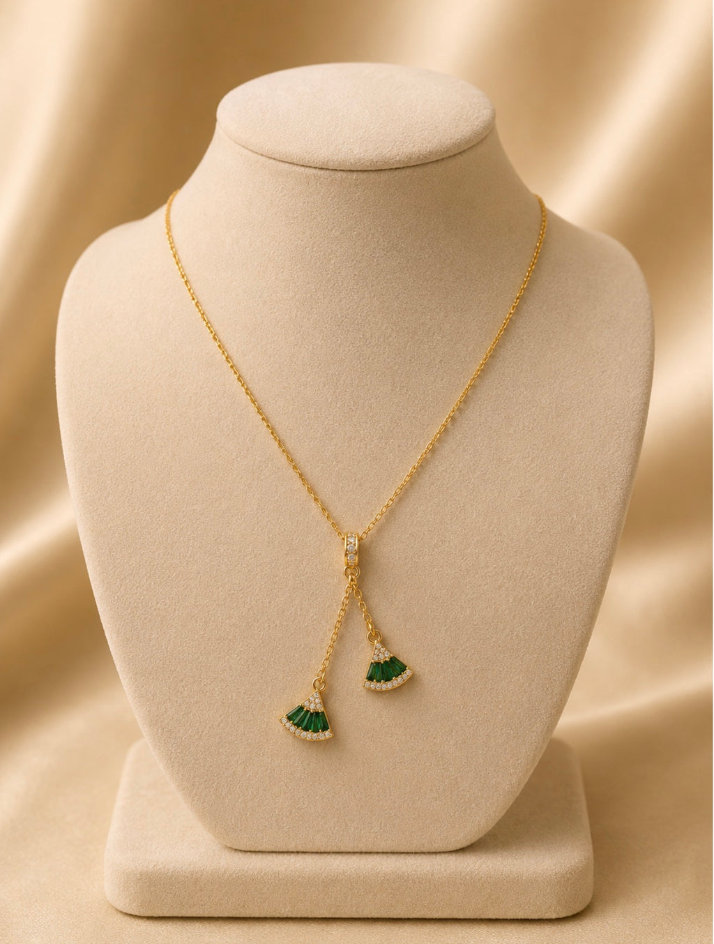 Collier Anat