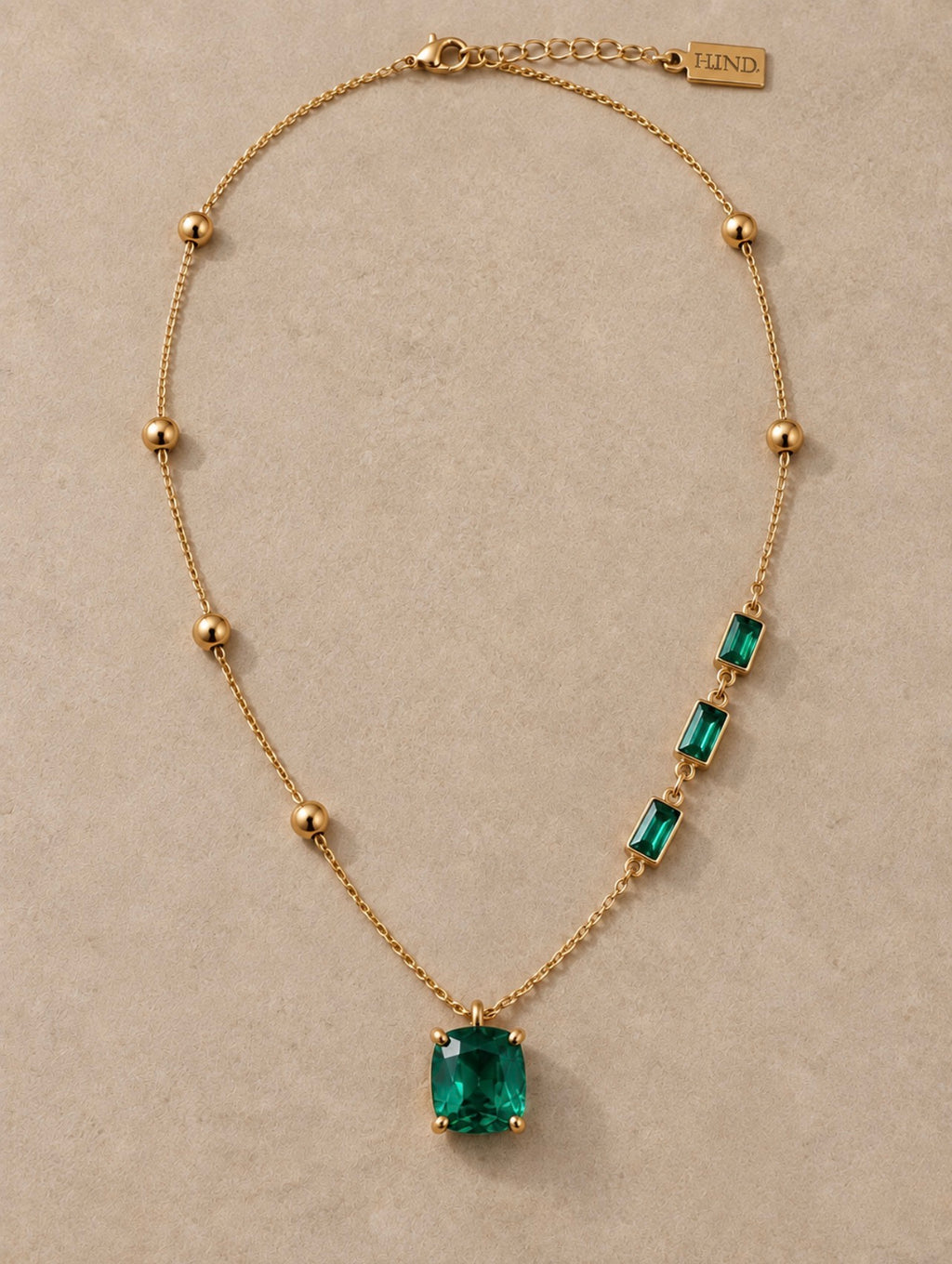 Collier Selkis