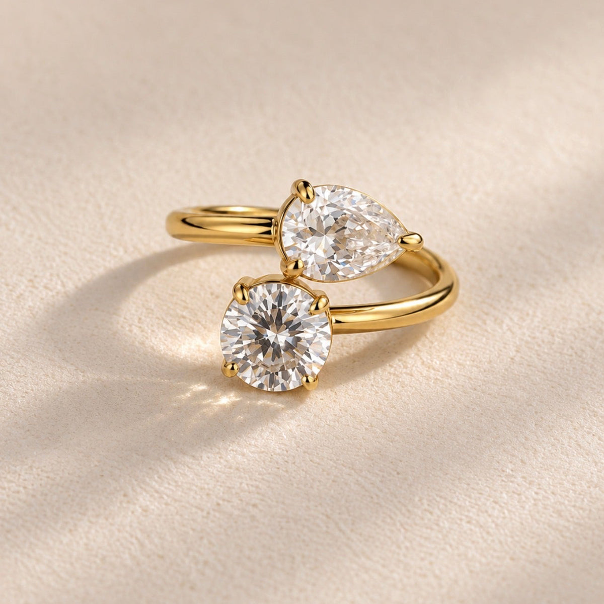 feminine luxe raffinée élégance élégante cristal plaqué or 14carat féminin femme bague originale anti inoxydable résistant à l'eau indémodable