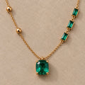 Collier Selkis