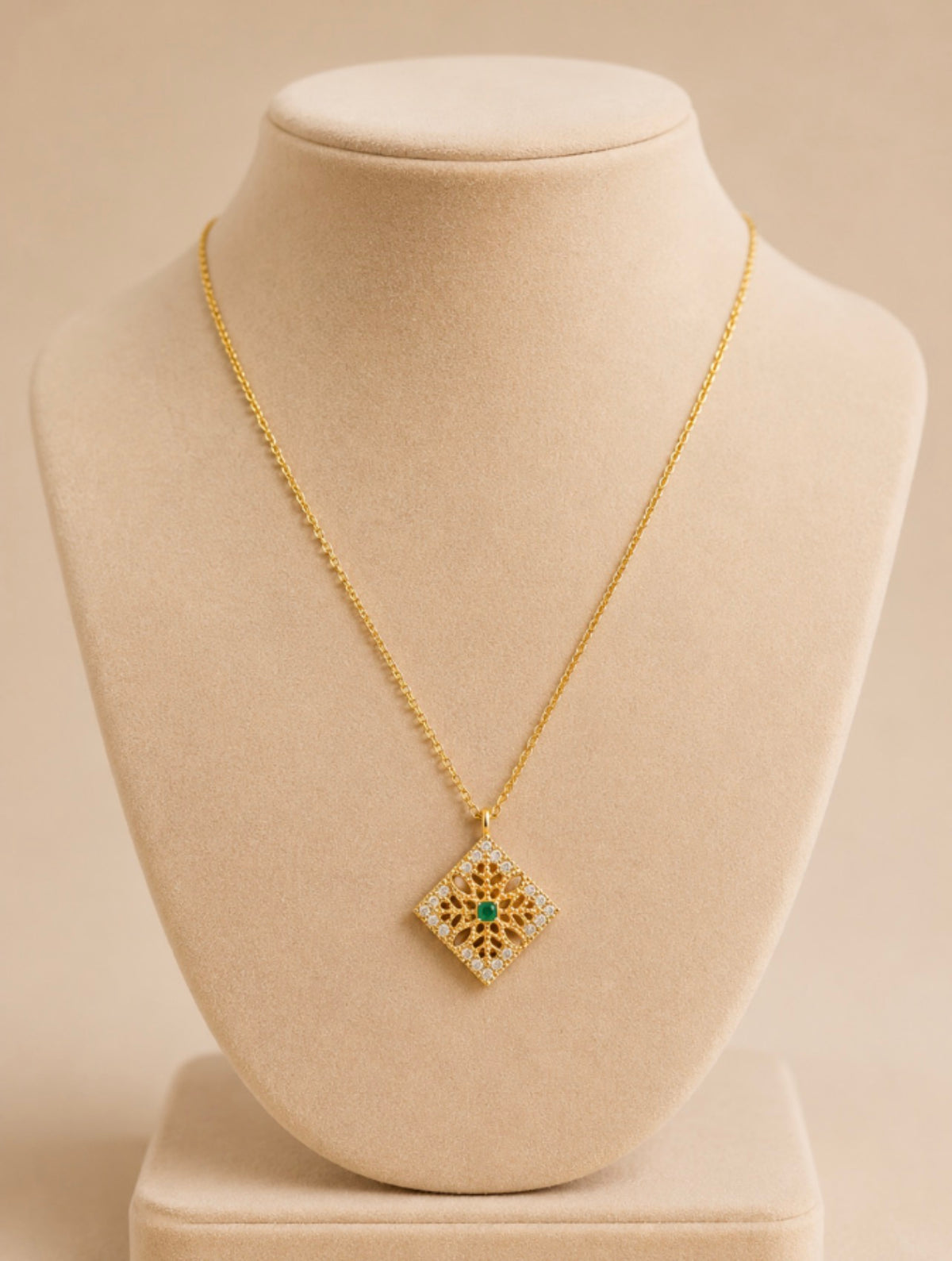 Collier Horus