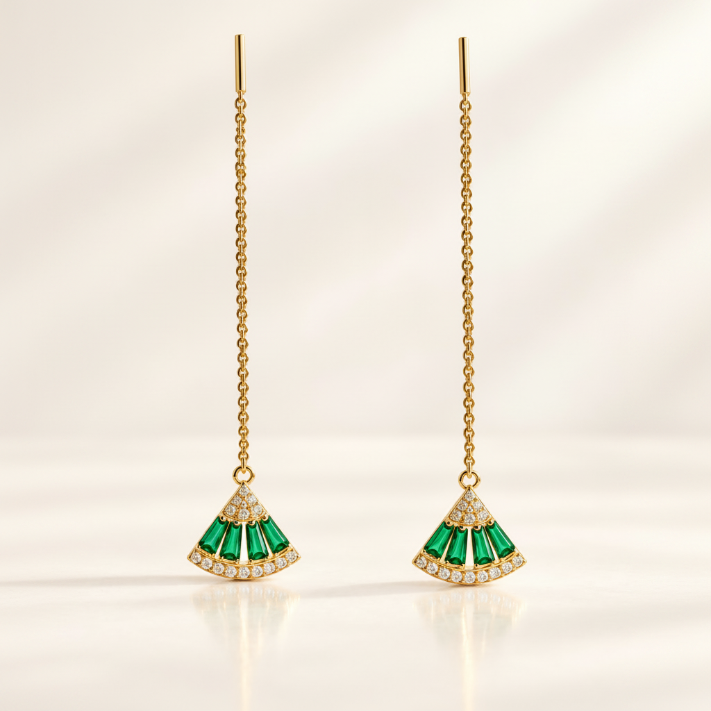 La collection Anat de la maison Hind Kroussa Paris, célèbre la femme audacieuse et combattante.

Les boucles d’oreilles Spirit en argent 925 millièmes dorés à l’or 24 carats est sertie de micro-pavé de zircons blancs et de quatre fines pierres d’émeraude nano-russe.
Nous fabriquons des articles plus performants et plus durables. Nos produits résolvent de vrais problèmes avec un design épuré et des matériaux honnêtes.
