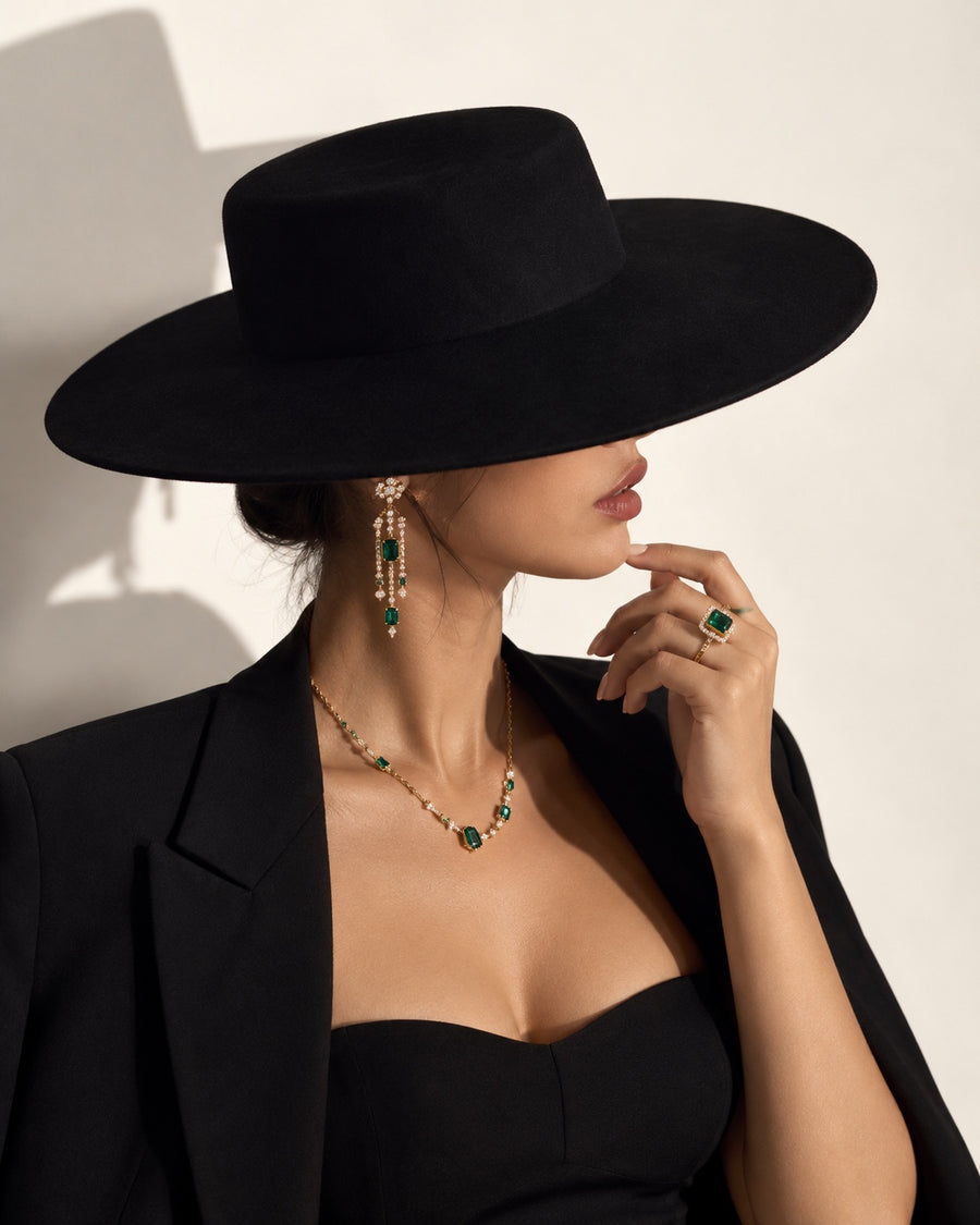 Chapeaux