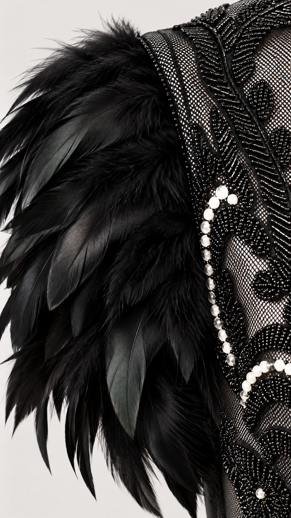 Robe Hécate, noire — Détail des finitions