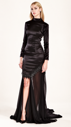 Robe Aphaïa, noire — Vue de face, silhouette entière