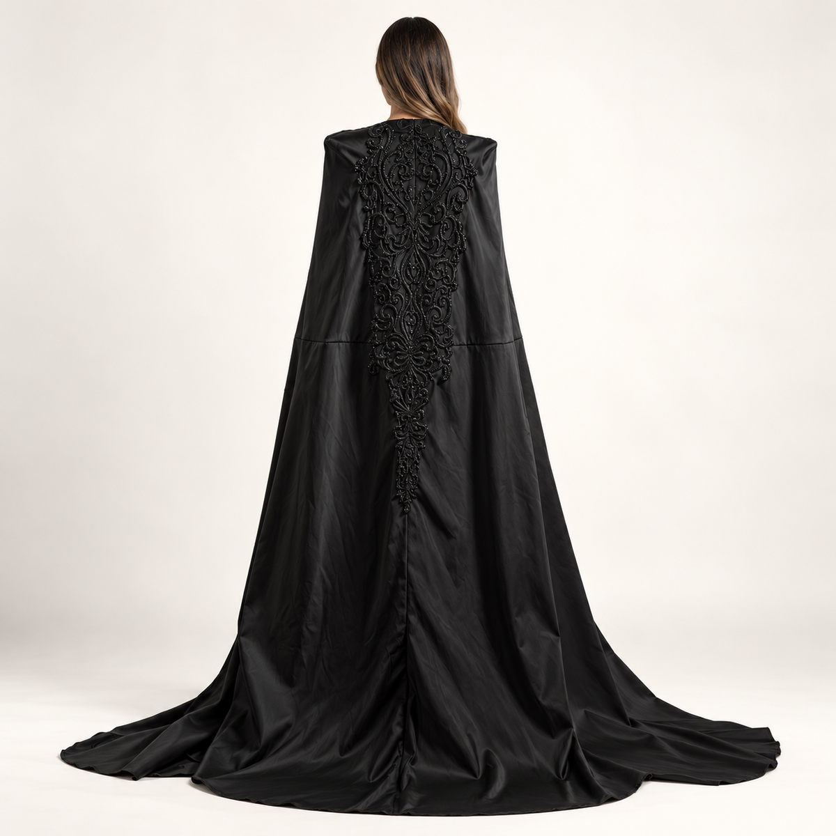 Robe Lampétie et cape Circé, noire — Vue de dos
