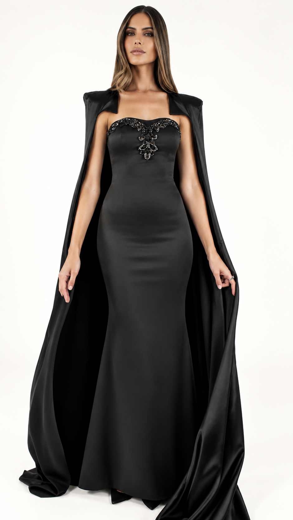 Robe Lampétie et cape Circé, noire — Vue de face, silhouette entière