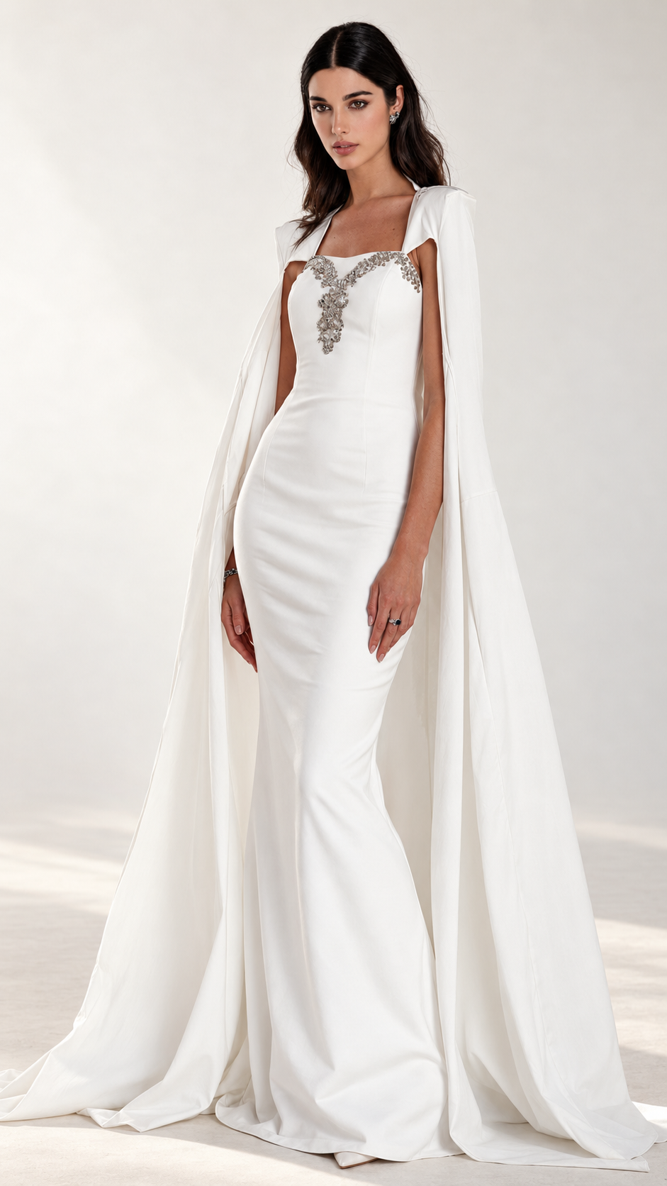 Robe Lampétie et cape Circé, blanche